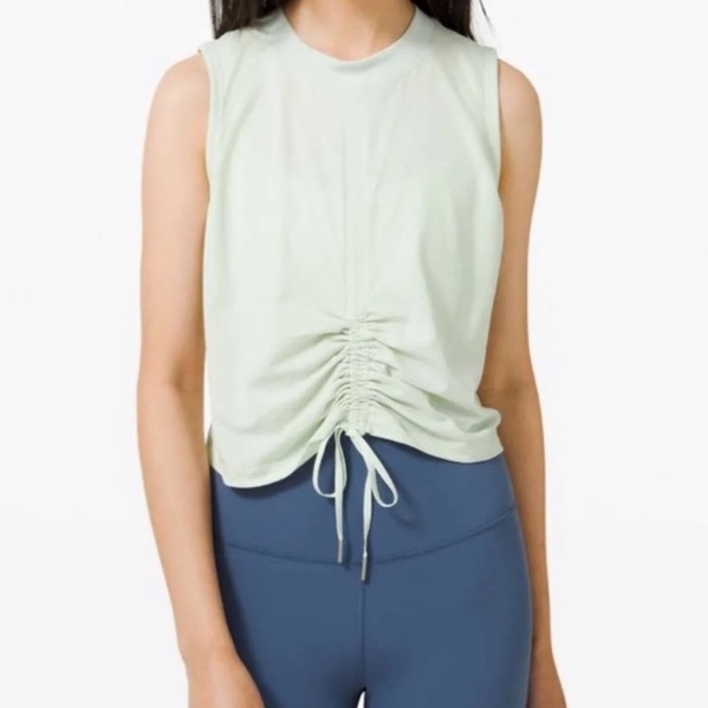 Lululmeon cinch me up top